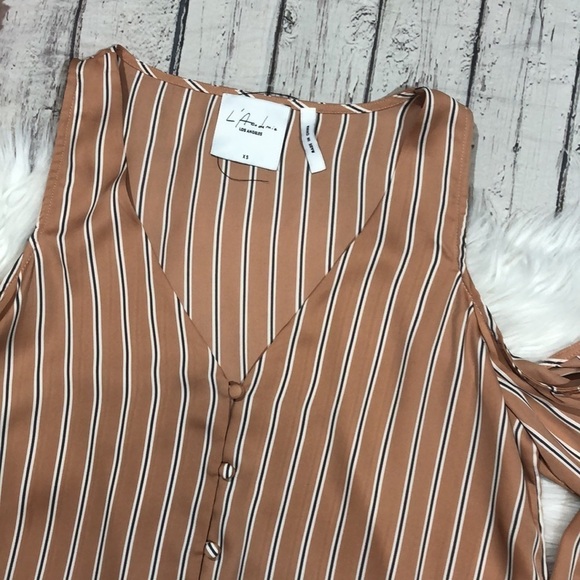CLEARANCE L'Academie V-neck Cold Shoulder Striped Blouse - Picture 12 of 13